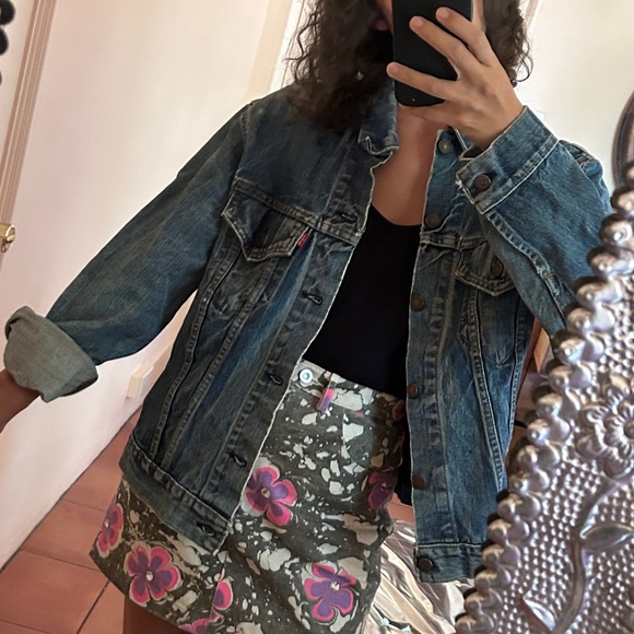 Vintage LEVI’S Denim Jacket - Picture 2 of 3